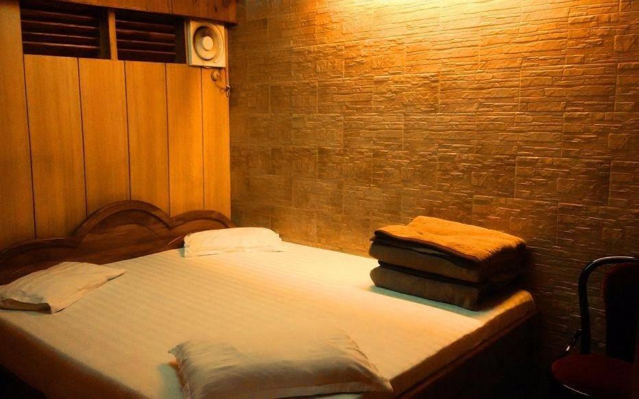 Baba Tourist Lodge Shillong Exterior photo
